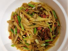 -陈大锅·岳阳鱼馆·地道岳阳菜(美食街店)