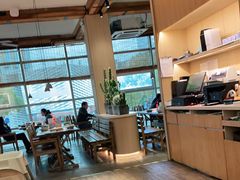 -蜜桃餐厅·伴山(湖滨商业街店)