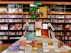 -西西弗书店&矢量咖啡(壹方购物中心店)