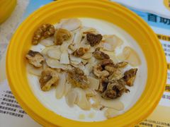 -满记甜品(巴黎春天宝山店)