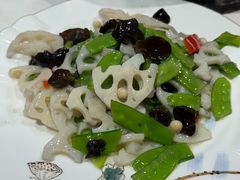 -学士怪怪龙虾·川菜·烧烤(学士街店)