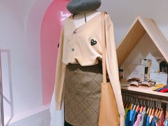 -nana showroom娜娜家服装店