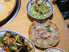 -洱火云南酸菜牛肉火锅(石景山当代商城店)