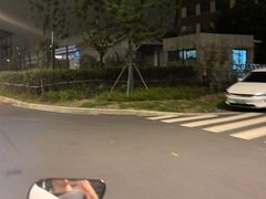 -Helens海伦司小酒馆(南京洪武路店)