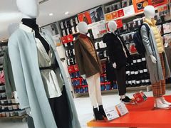 -优衣库(上海正大广场店)