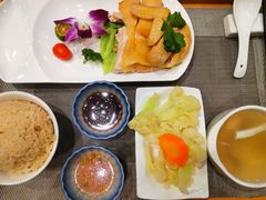 -亚龙湾老厨房·海南家常味