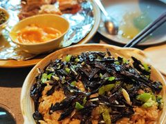 鲜干巴菌土豆焖饭-半山腰·云南菜(侨福芳草地店)