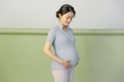 点击看大图 -专注孕妇照亲子照·纪田摄影