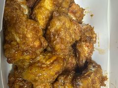 -BHC炸鸡(明洞总店)