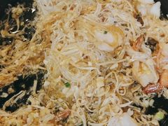 -阿瓦山寨·湘菜现炒·剁椒鱼头王(咸阳总店)