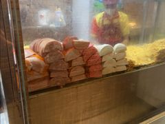 -Bánh Mì Huynh Hoa