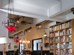 -拖板鞋咖啡旅行酒店(春熙路地铁站店)