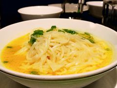 -汤城小厨•粤菜•靓汤(苏州街店)