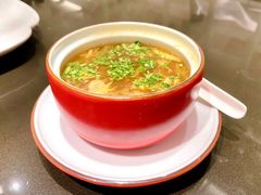 传统海鲜酸辣汤-北京王府井希尔顿酒店·秦唐中餐厅Chynna