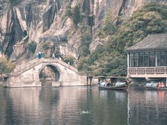 -绍兴东湖风景区