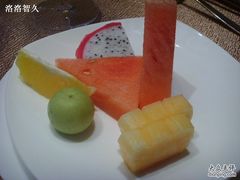 餐前水果近景~-悦隆酒店-中餐厅