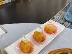 一品榴莲酥-春满人间酒楼(园岭中路店)