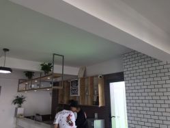 -88潮牌造型烫发·染发