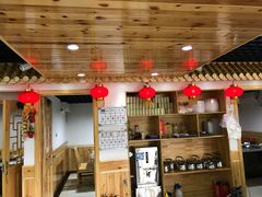 大堂-屯老二农家铁锅炖·行业领军者(梅江店)