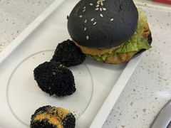 -龍歌自助小火锅(市北CBD万达店)