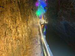 -贵阳猴耳天坑·极限酷玩公园
