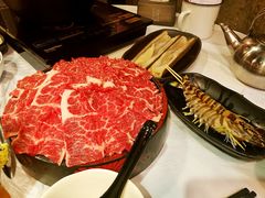 -鲜入围煮花胶鸡海鲜火锅