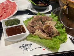 -常赢三兄弟·清真涮肉·清真炒菜(朝阳新城店)