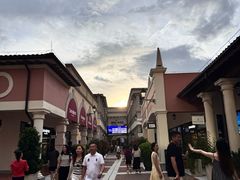 -佛罗伦萨小镇广佛名品奥特莱斯(疏港路店)