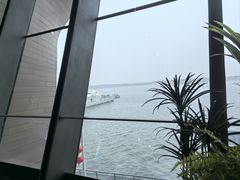 -抱抱地球咖啡馆(国家海洋博物馆店)