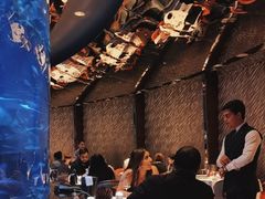 -迪拜帆船酒店海底餐厅