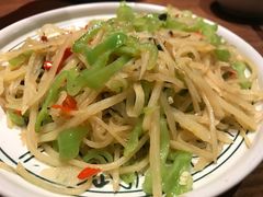 -云海肴·汽锅鸡·云南菜(天山百盛优客店)