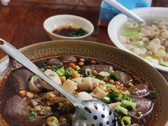 -茅屋大酒店