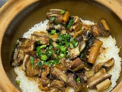 金牌黄鳝饭-红星光发煲仔饭(文海店)