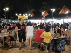 -纽顿熟食中心