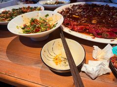 -临界音乐酒馆·小龙虾·江湖菜(华熙LIVE·鱼洞店)