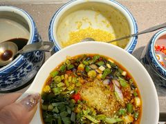 -尚尚仙·酸汤猪手·猪肚鸡火锅(华联万柳购物中心店)