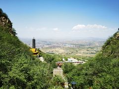 -鸡鸣山旅游风景区