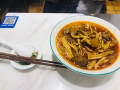 -犇逸·乐山跷脚牛肉·四川现炒(览海店)