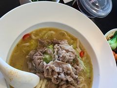 -康师傅私房牛肉面(申虹店)