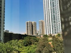 -蓝蔻酒店(深圳东站布吉万象汇店)