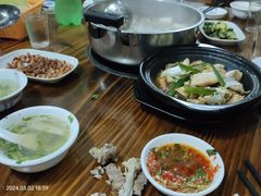 -阿汉名材老鸡汤饭店(金鸡岭店)