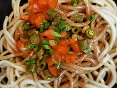 热干面-莲餐厅·湖北菜·藕汤是头牌(愚园路店)