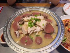 东北杀猪菜-金手勺东北菜馆(大屯北路店)