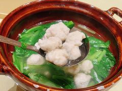 鲜嫩黄花鱼丸汤-将相和·海鲜蒸饺大连菜