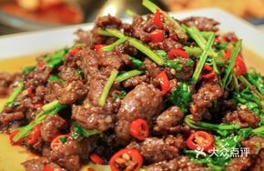 Xiang-style Stir-fried Beef
