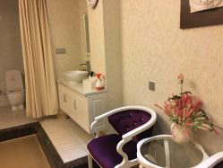 -悦芳庭美肤美体品牌集合店