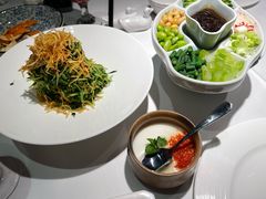 巧拌豆苗-四季民福烤鸭店(王府井东安门店)