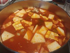 -尚尚仙·酸汤猪手·猪肚鸡火锅(华联万柳购物中心店)