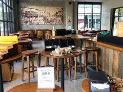 大堂-星巴克(上海汇锦里店)