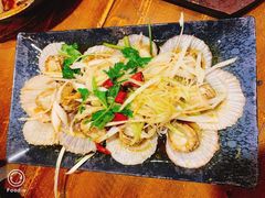 油泼扇贝-老东镇啤酒屋海鲜加工·蒸汽海鲜·海鲜烧烤(台东店)